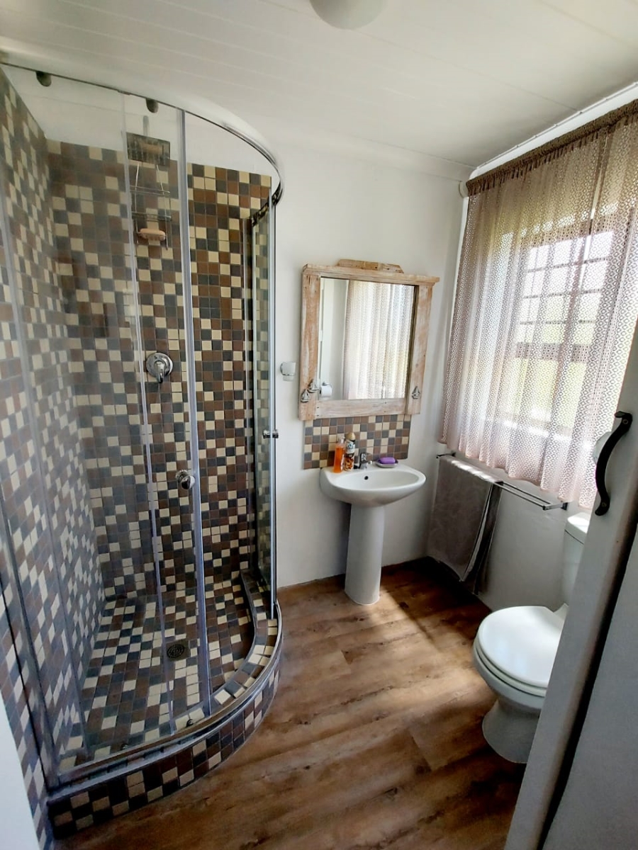 5 Bedroom Property for Sale in Perlemoenbaai Western Cape